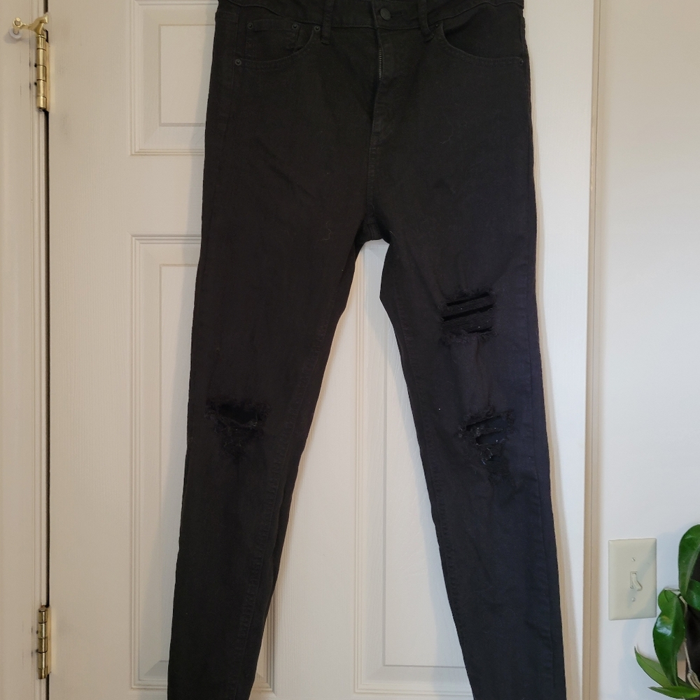 Black ripped jeans